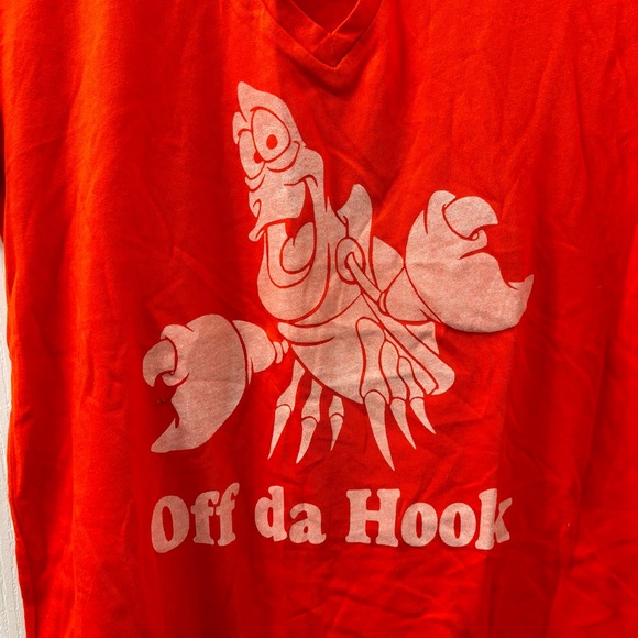 1. Disney x Junk Food Sebastian “Off Da Hook” Little Mermaid Shirt NWT - Picture 2 of 6